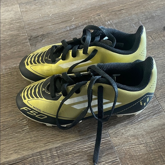 Messi Adidas Kids F50 Sneakers - Black and Gold - Picture 1 of 1